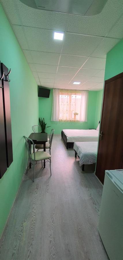 Luxor Inn & Suites Çernivtsi Dış mekan fotoğraf