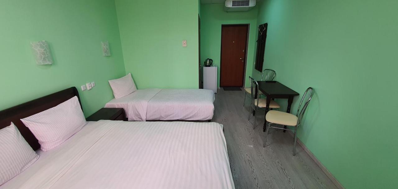 Luxor Inn & Suites Çernivtsi Dış mekan fotoğraf