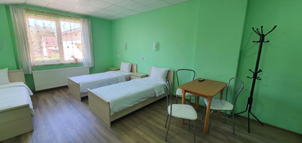 Luxor Inn & Suites Çernivtsi Dış mekan fotoğraf